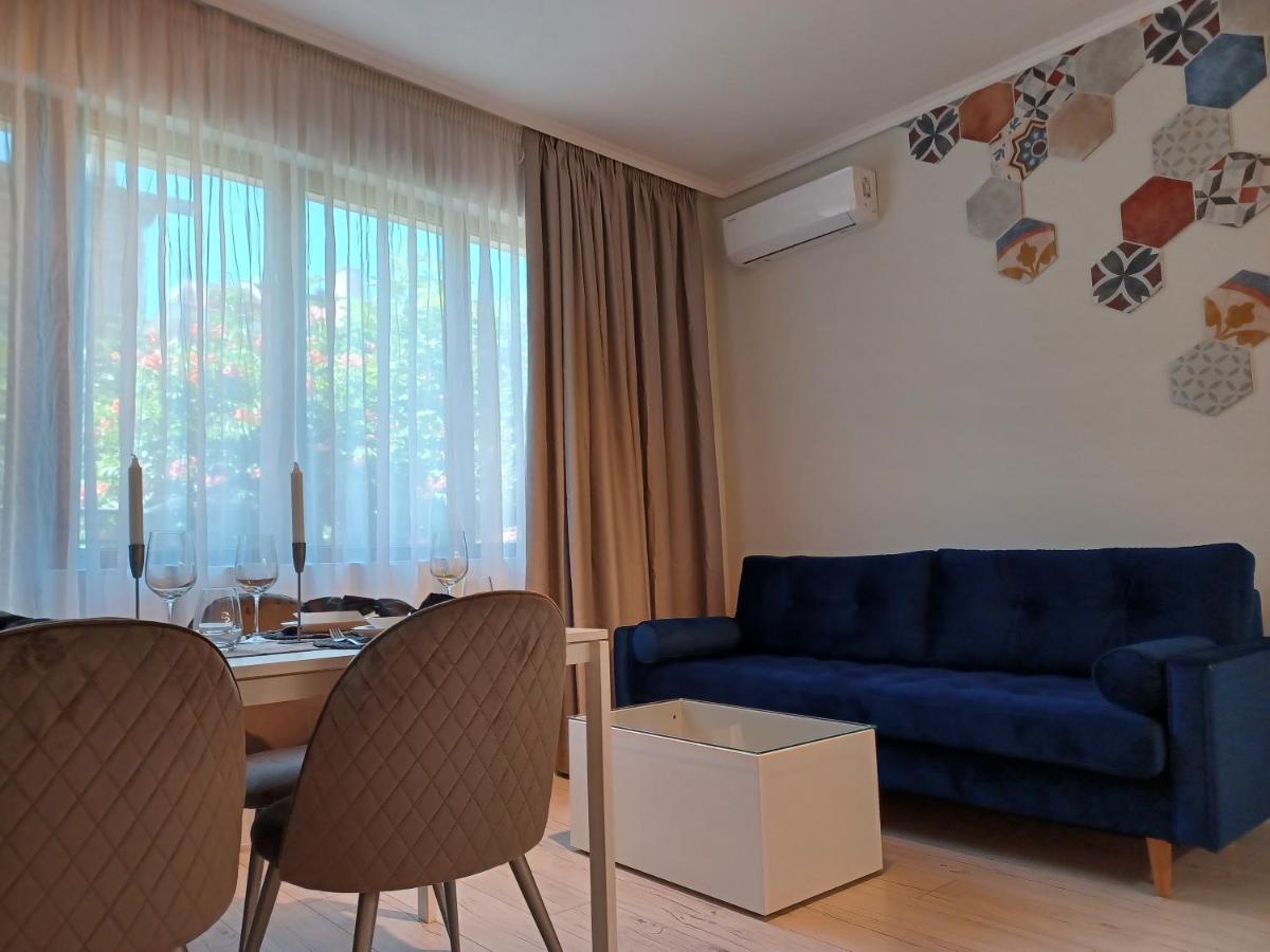 Tara Deluxe Apartment - Hizvo