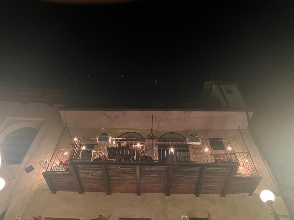 I TEMPLARI....nel cuore di Monforte d'Alba - Housity