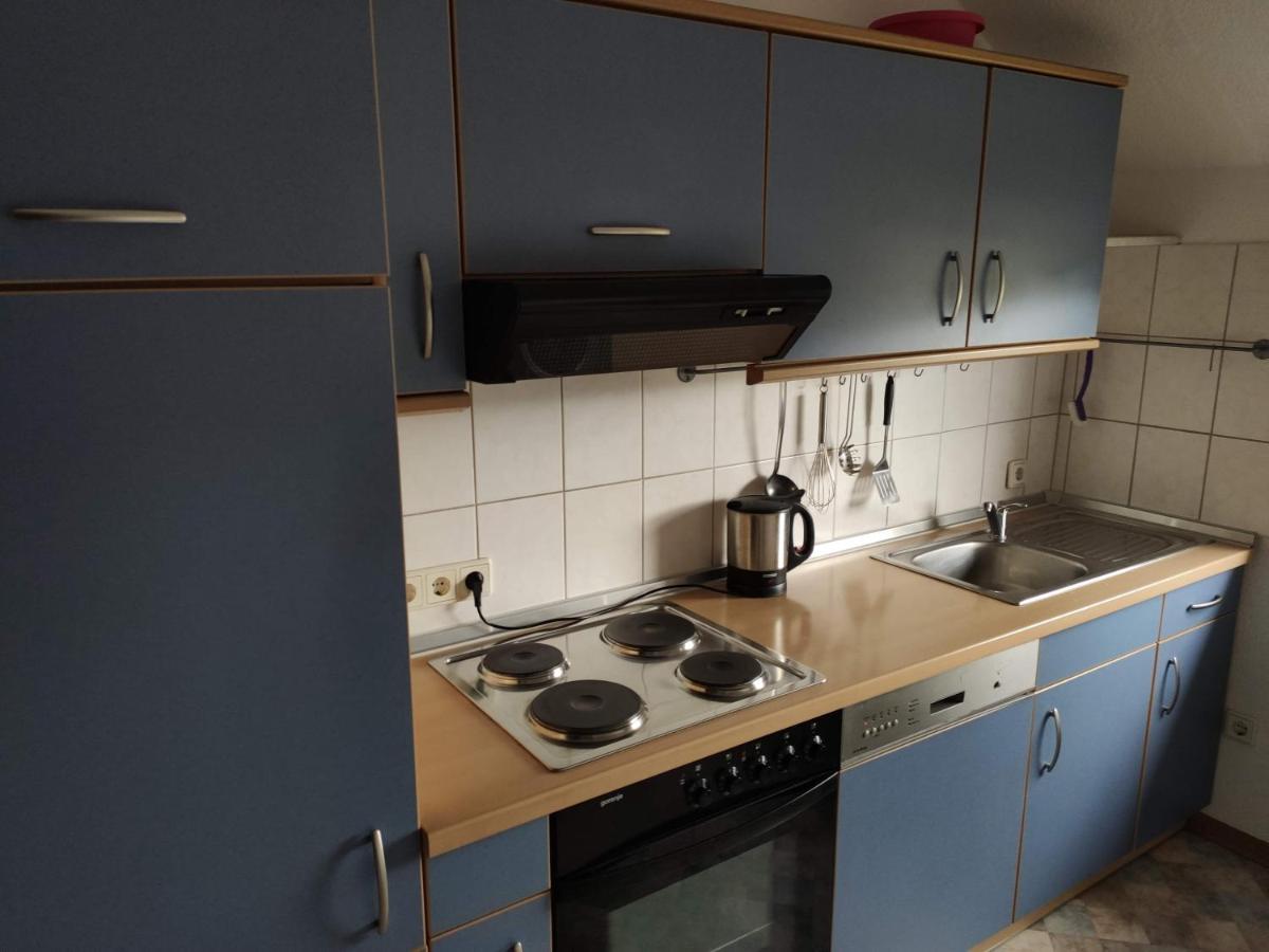 Schönes einfaches Zimmer in Nethen (nähe Rastede) - Housity
