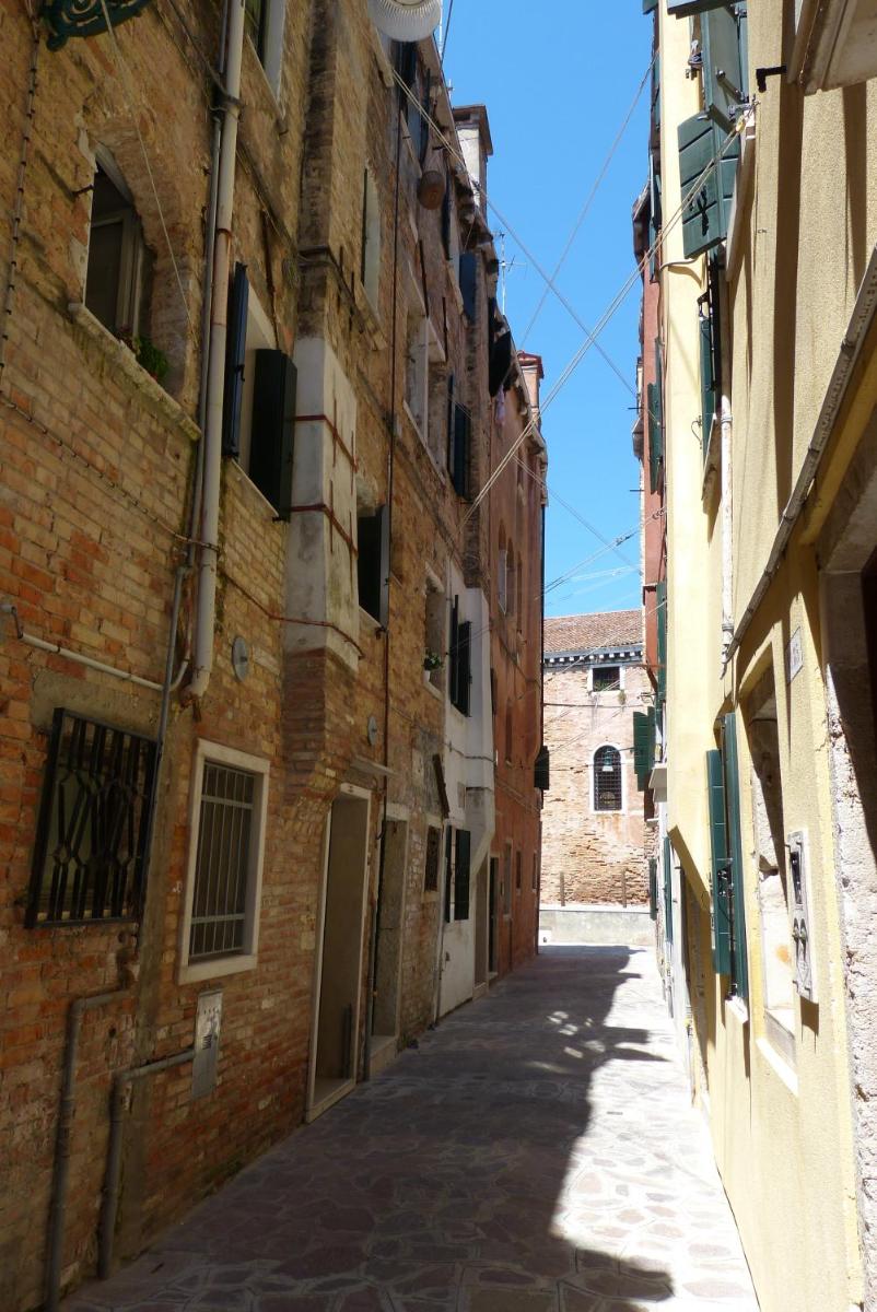 Veneziacentopercento Rooms - Housity