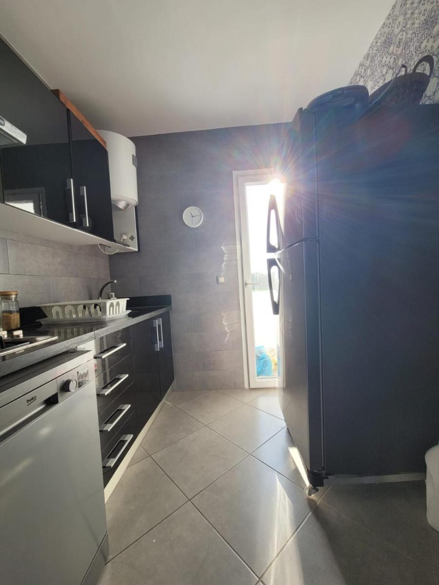 Bel appartement à Cabonegro avec piscine - Housity