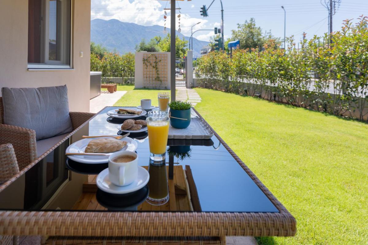 Messinian Monte e Mare - Housity