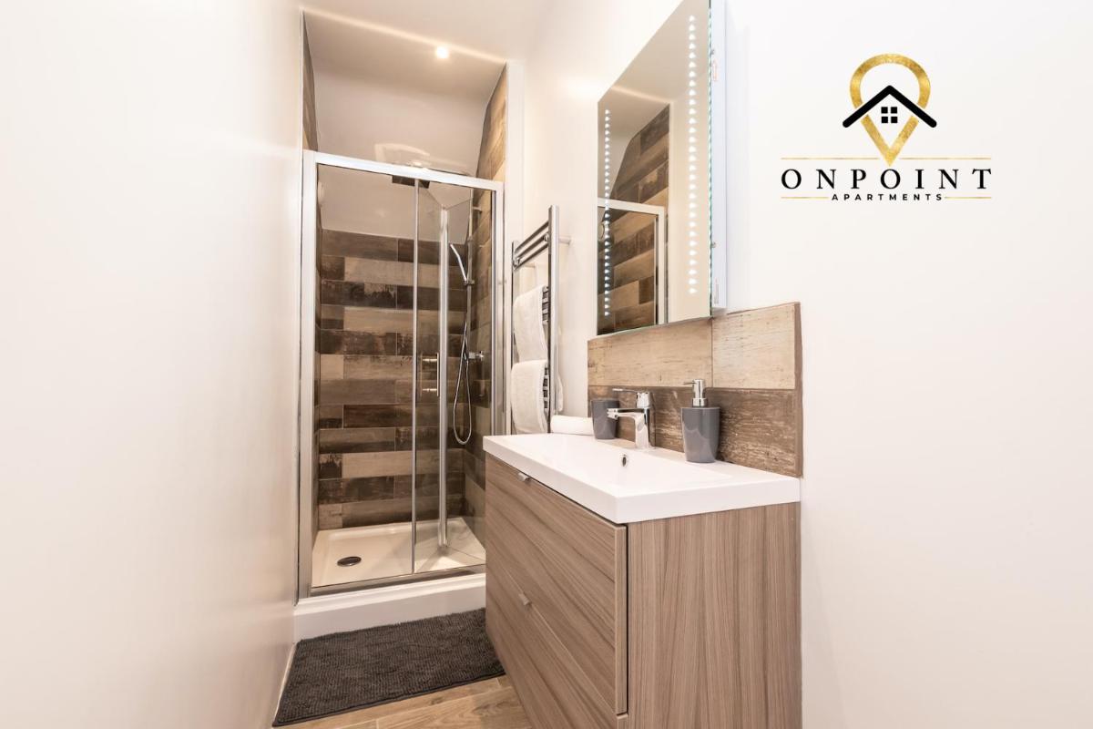 ?OnPoint-FRESH 1 Bedroom Apt With Parking? - Housity
