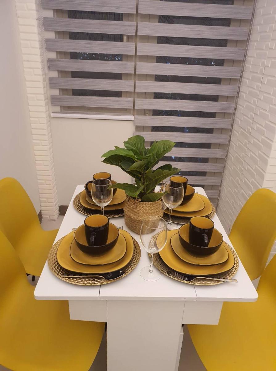 COAST 1 BR PENTHOUSE UNIT - Housity
