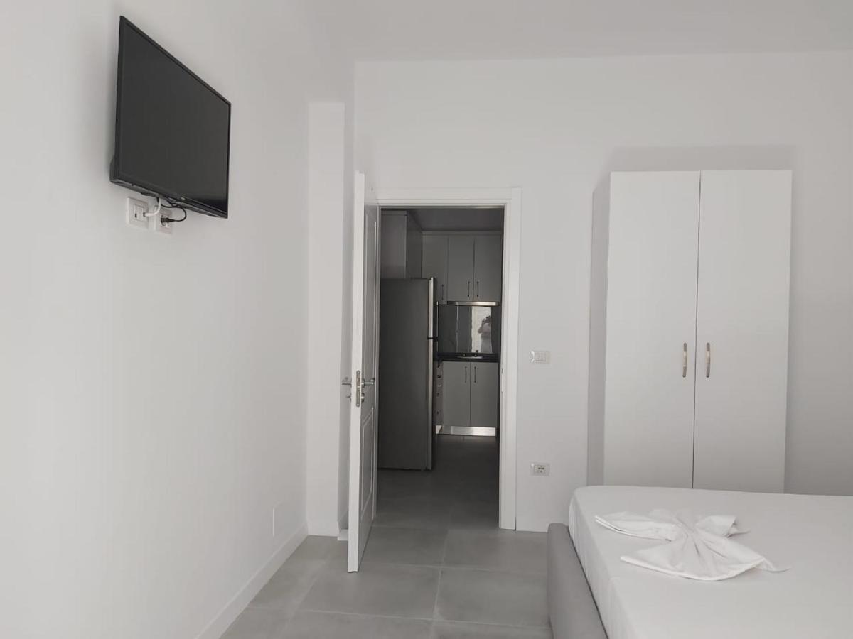 Vila Jona Palasë - Housity