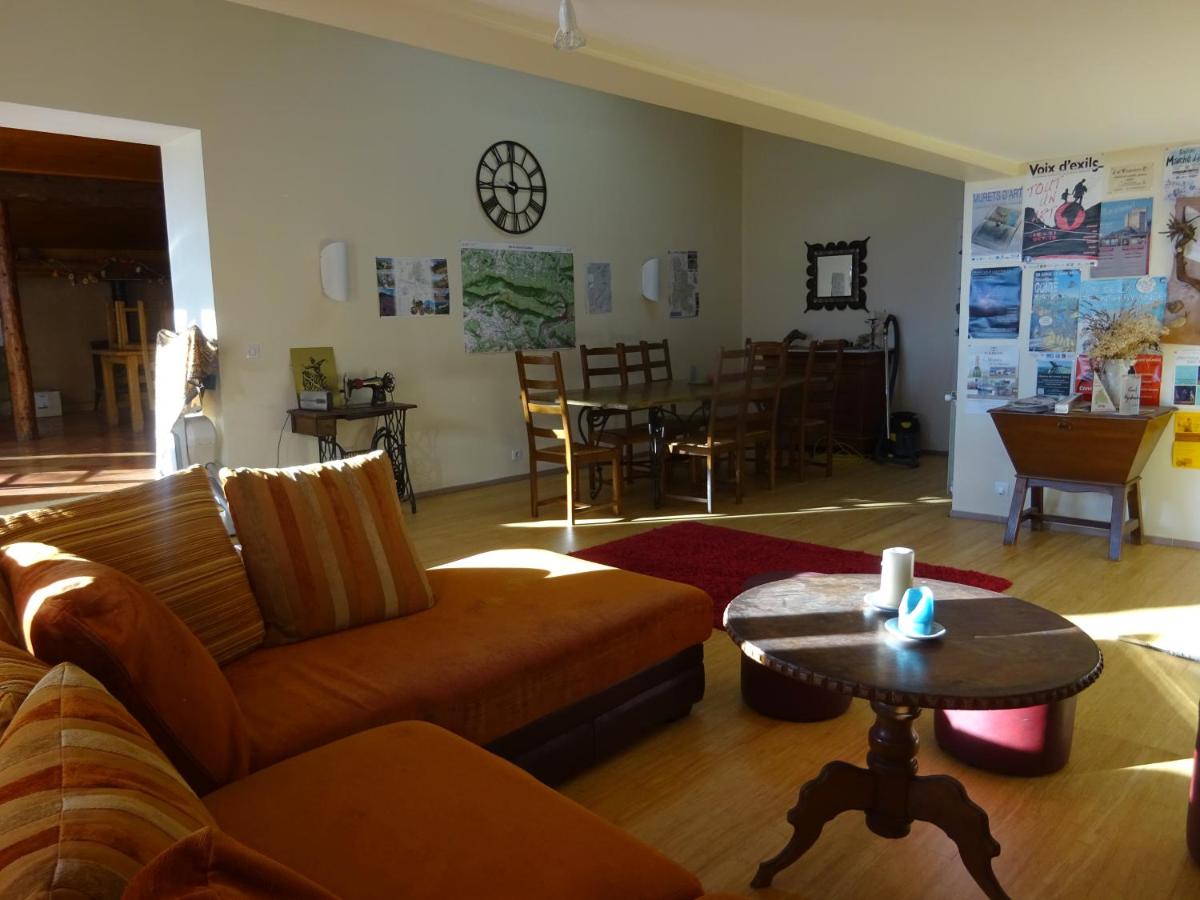 Domaine d'exception pour groupe dans site naturel - Housity
