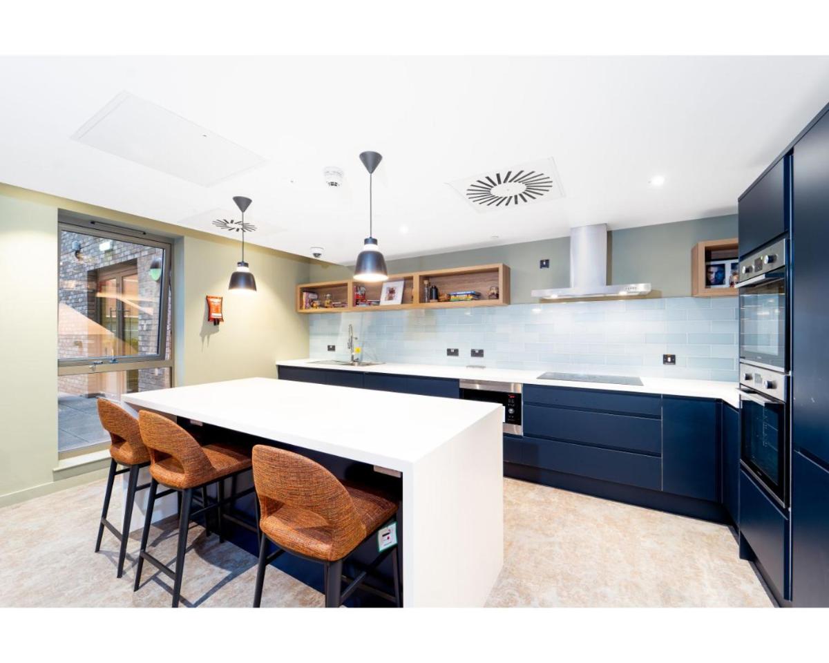 Central Belfast Apartments Student Accommodation Student ID Required - Housity