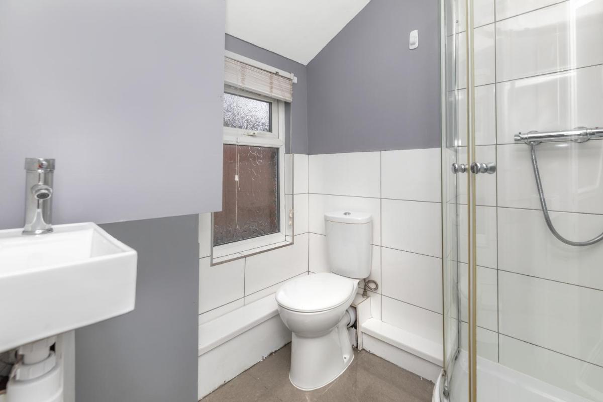 Middlesbrough Town Centre Double Private Rooms - Housity