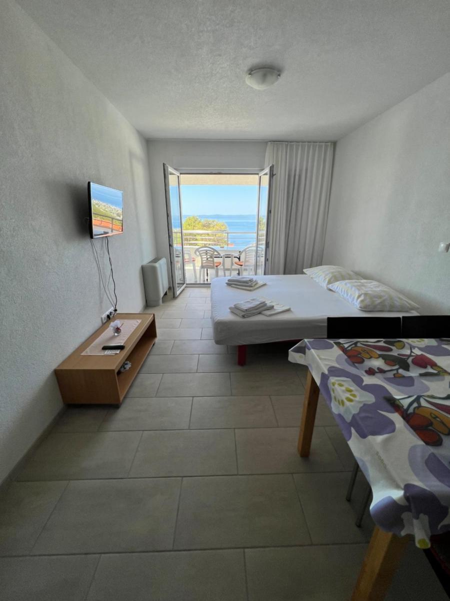 Beslic Apartments - Housity