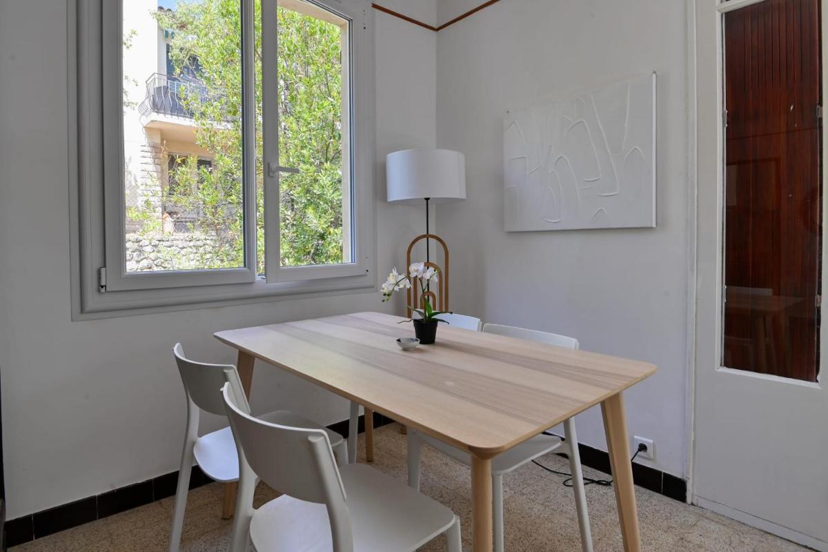 Nice apartment in a quiet villa in Ventabren - Housity