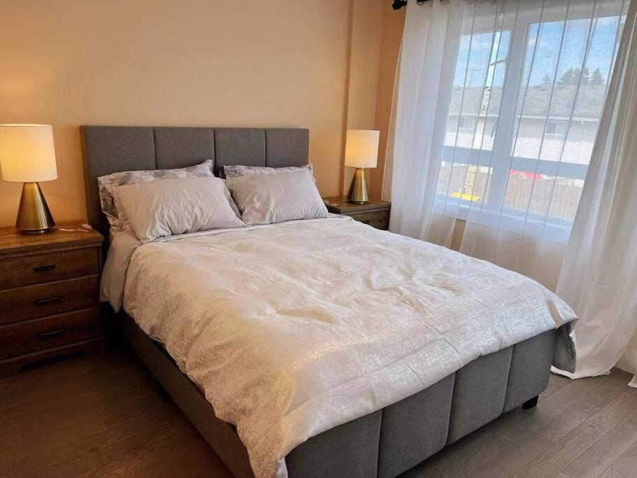 Brand new luxury 2-bedroom townhouse. - Housity
