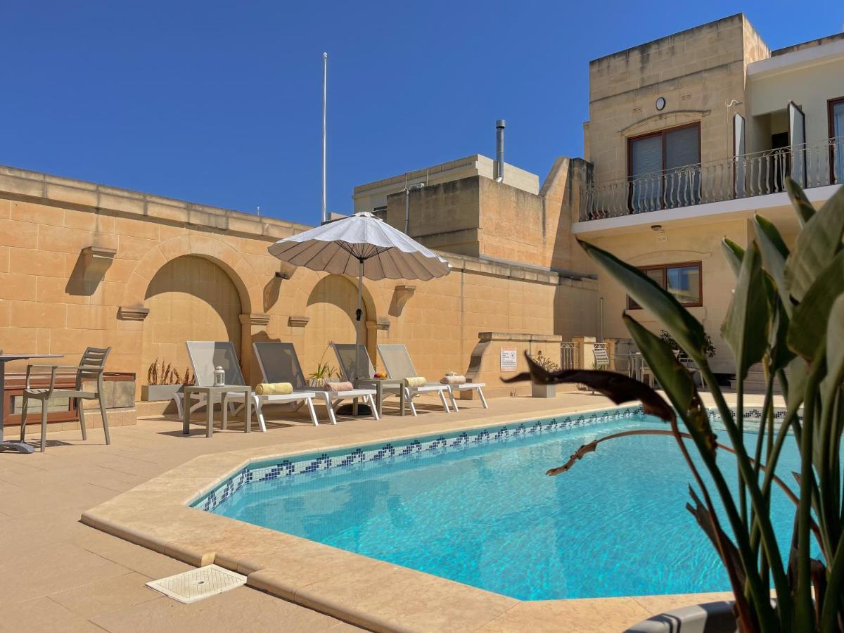 IL-Gardjola Bed and Breakfast - Housity