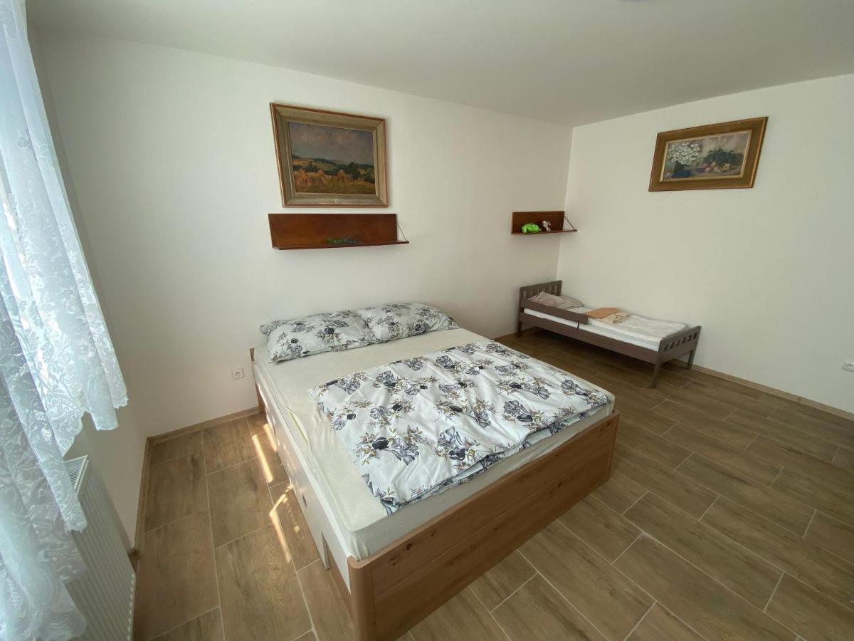 Rodinný penzion Mayer - Housity