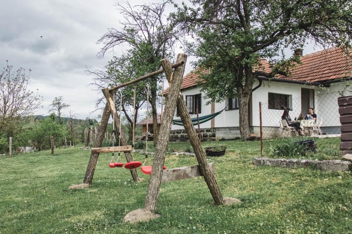 JELA Countryside House - Housity