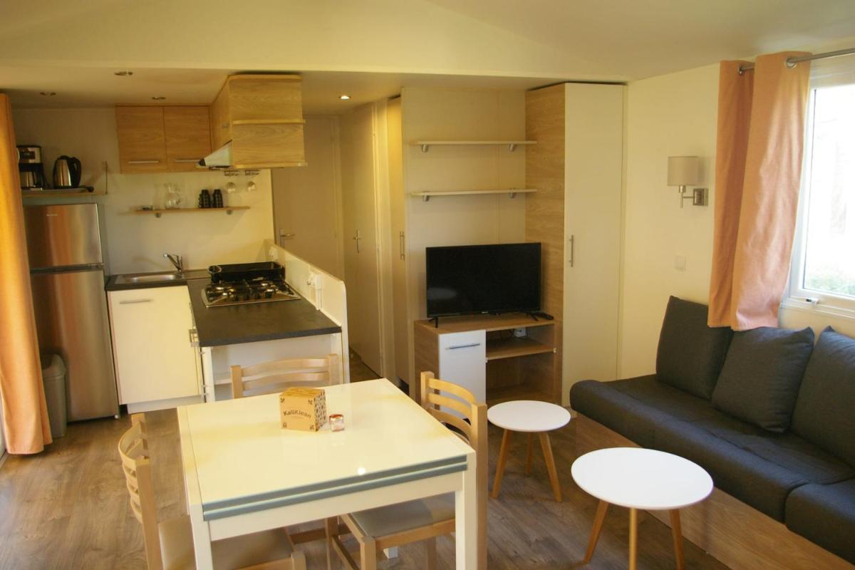 Mobile Home OuiReves 529 facing the Mediterranean - Housity