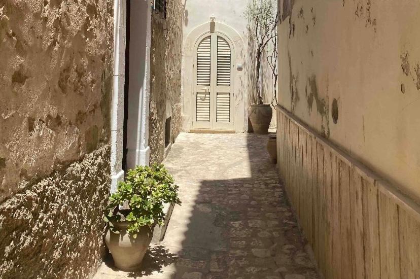 Intown - Dammuso in pieno centro storico - Housity