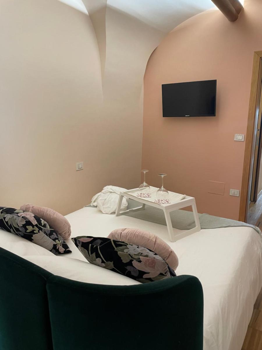 Rose Apartment - Housity