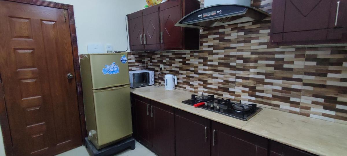 Luxurious Upscale 2Br with backup UPS Acs and wifi - Hizvo
