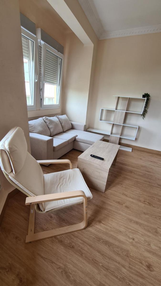 Precioso apartamento en Ferrol - Housity