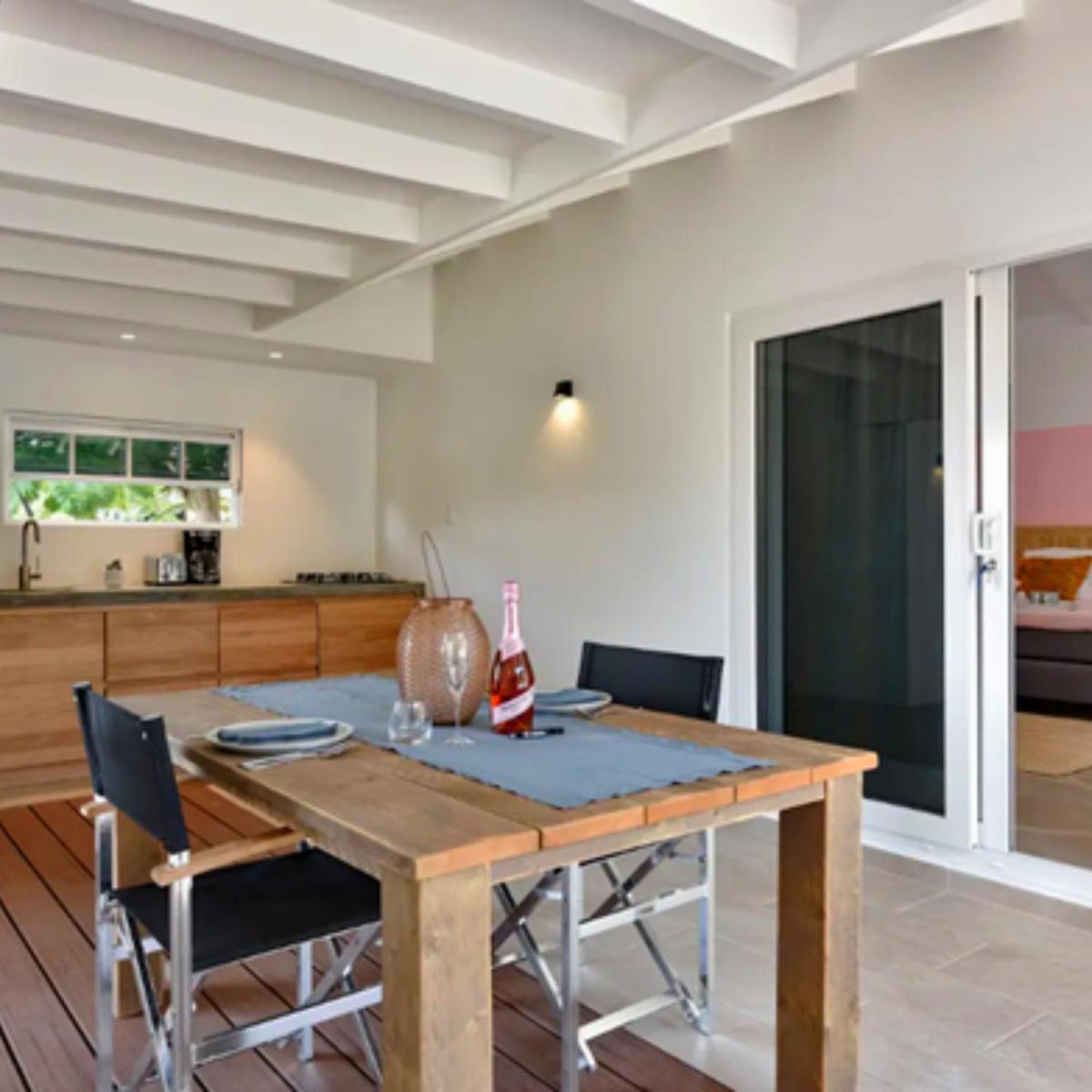Apartamento Vacacional para parejas con Piscina en Aruba - Housity