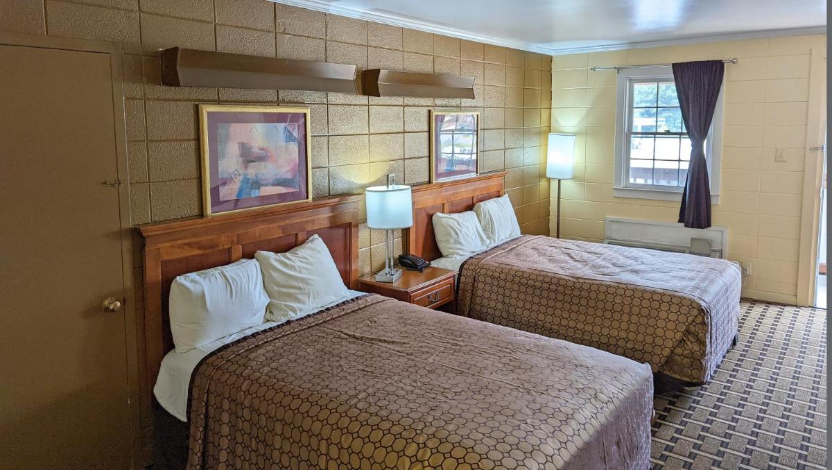 M Star Hotel Cleveland - Housity