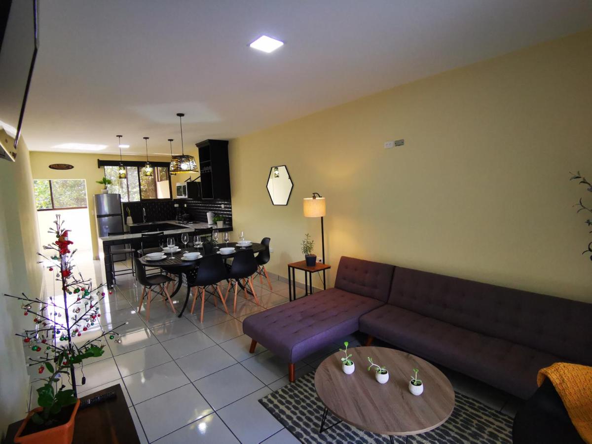 Loky's Apartments La Fortuna - Hizvo