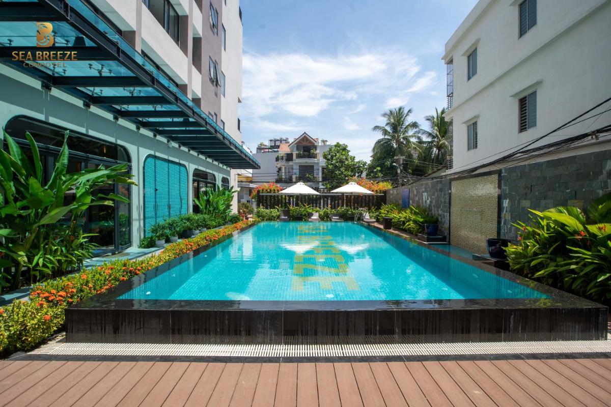 Sea Breeze Condotel Danang - Housity