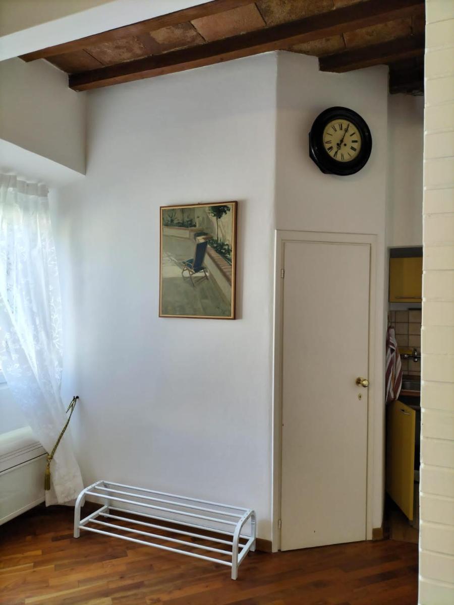 The best small Florence Flat - Housity