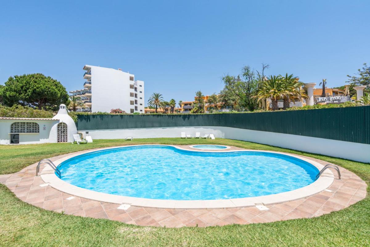 Lovely 1bed Flat short walk to the Marina Vilamoura - Housity