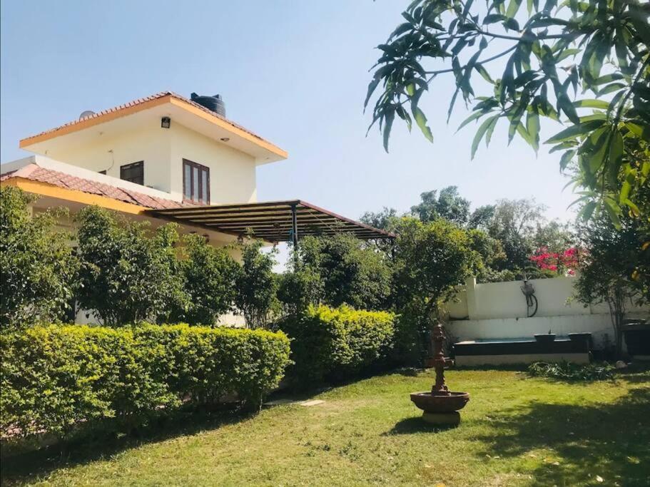 Cheerful 2BHK Villa in between Lap of Nature - Housity