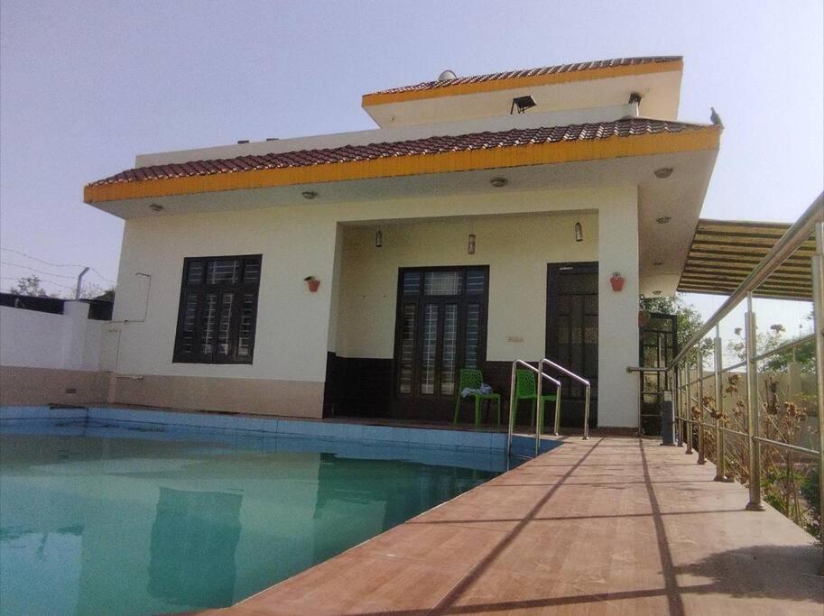 Cheerful 2BHK Villa in between Lap of Nature - Housity