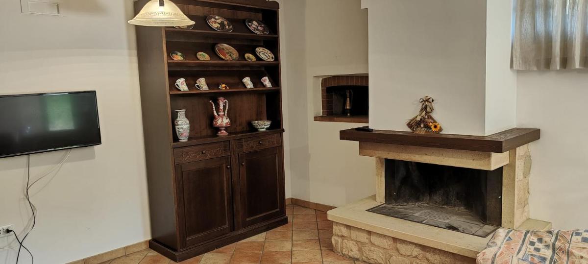 Splendida Taverna In Villa - Housity