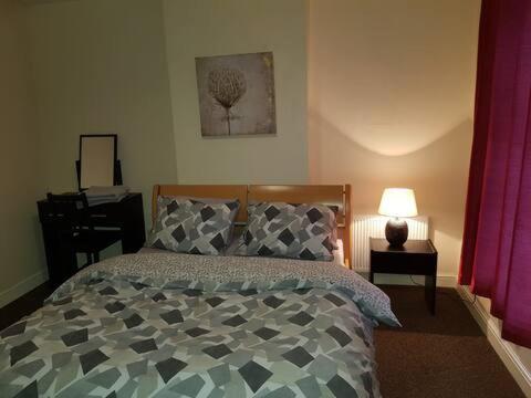 New Cross House - Housity