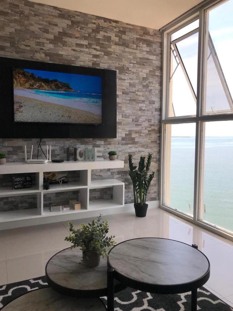 Bliss On Da Beach - Housity