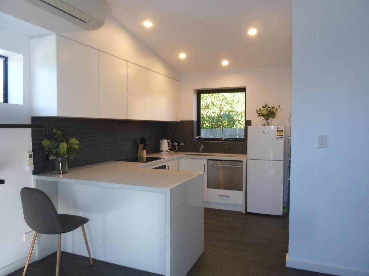 Bellevue on Bentley - Unit 1 - Housity