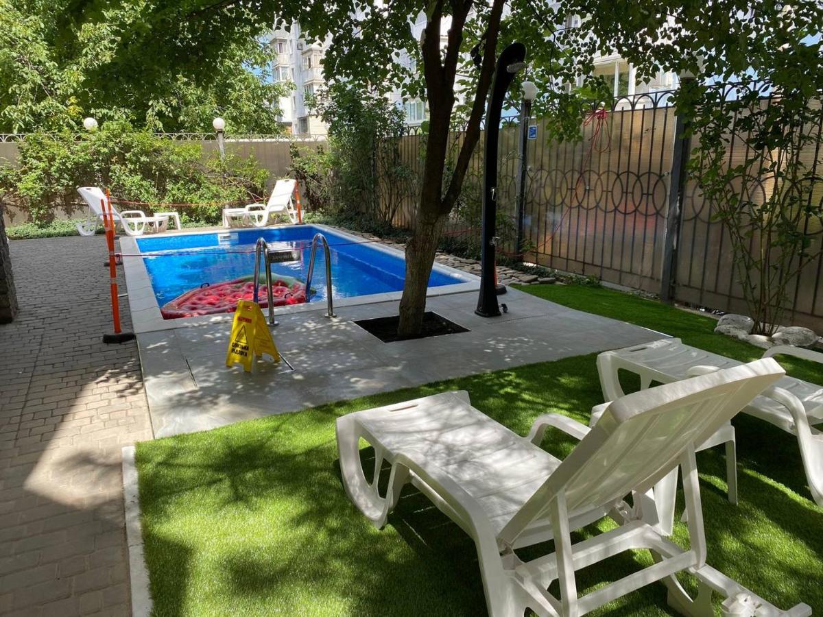 Hotel Nika - Housity