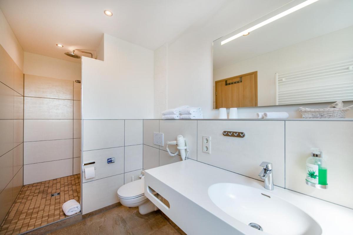 Waldesblick, Hotel-Restaurant - Housity