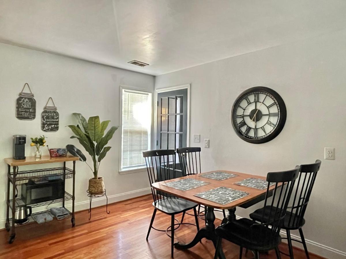 Brand New, Cozy, Modern, One-bedroom Apartment - Housity