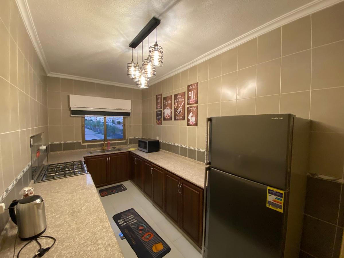 Lovely 3-bedrooms rental unit - Housity