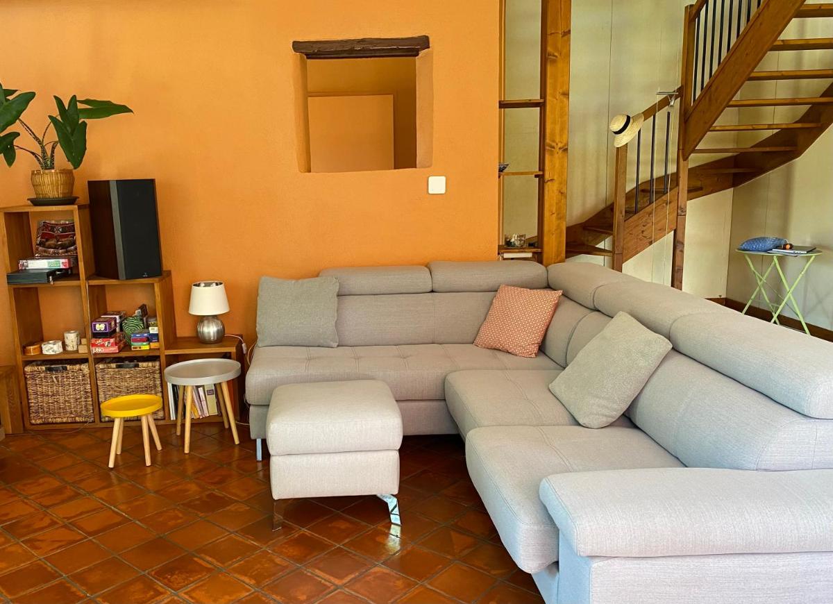 Grange rénovée avec piscine - Vue montagne - Housity