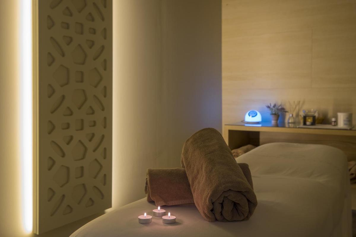 Cama o camas de una habitación en Hotel Balneari Termes Orion