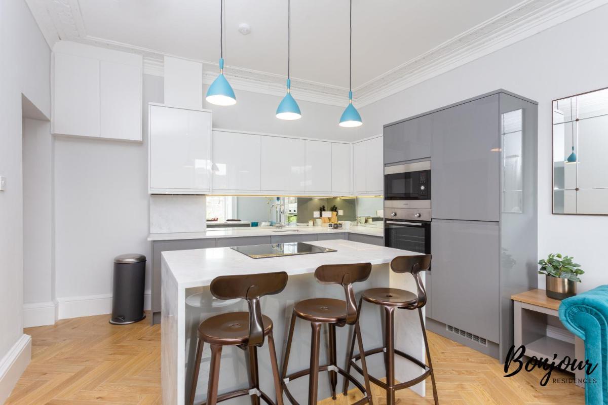 Hamilton Place Stylish 1BR-1BA in Stockbridge - Housity