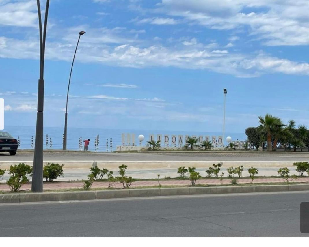 Regina Francesca beach - Housity