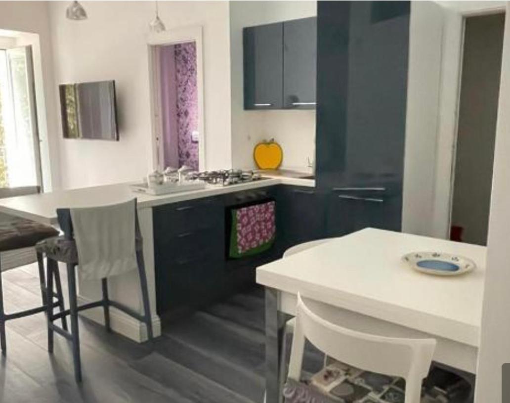 Regina Francesca beach - Housity