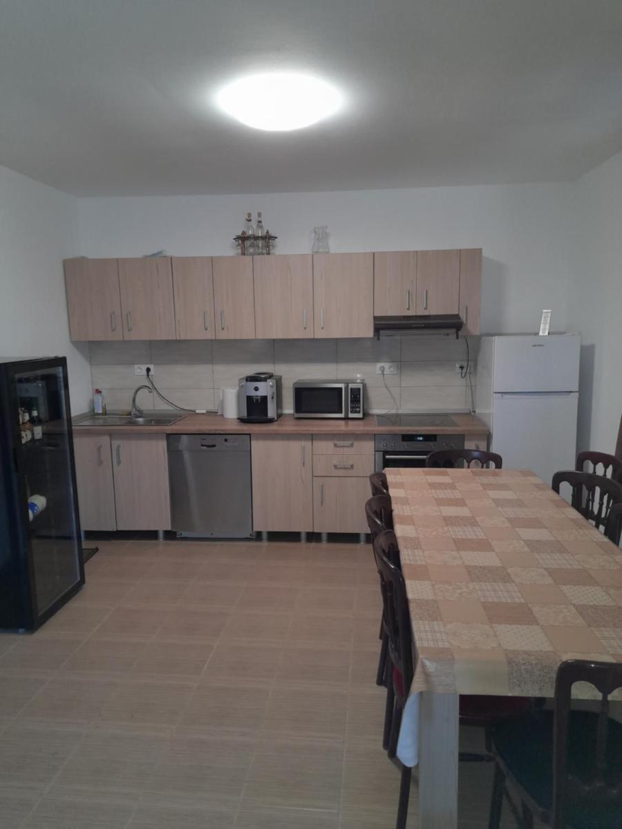Pensiunea Cozioara - Housity
