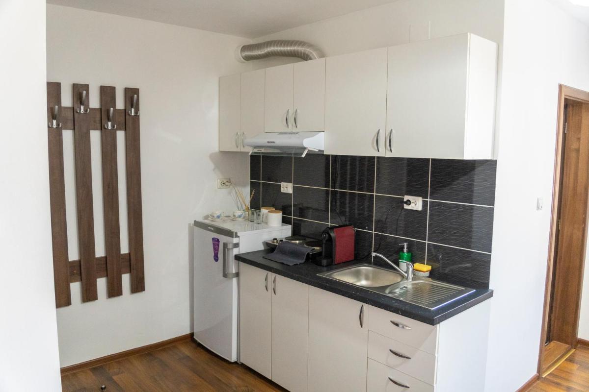 Orange House - Housity