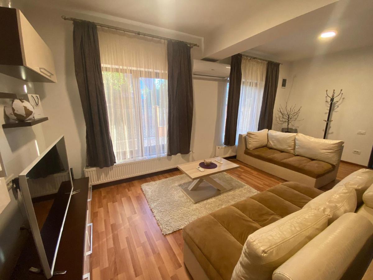 Exclusive Apartament Targoviste - Housity