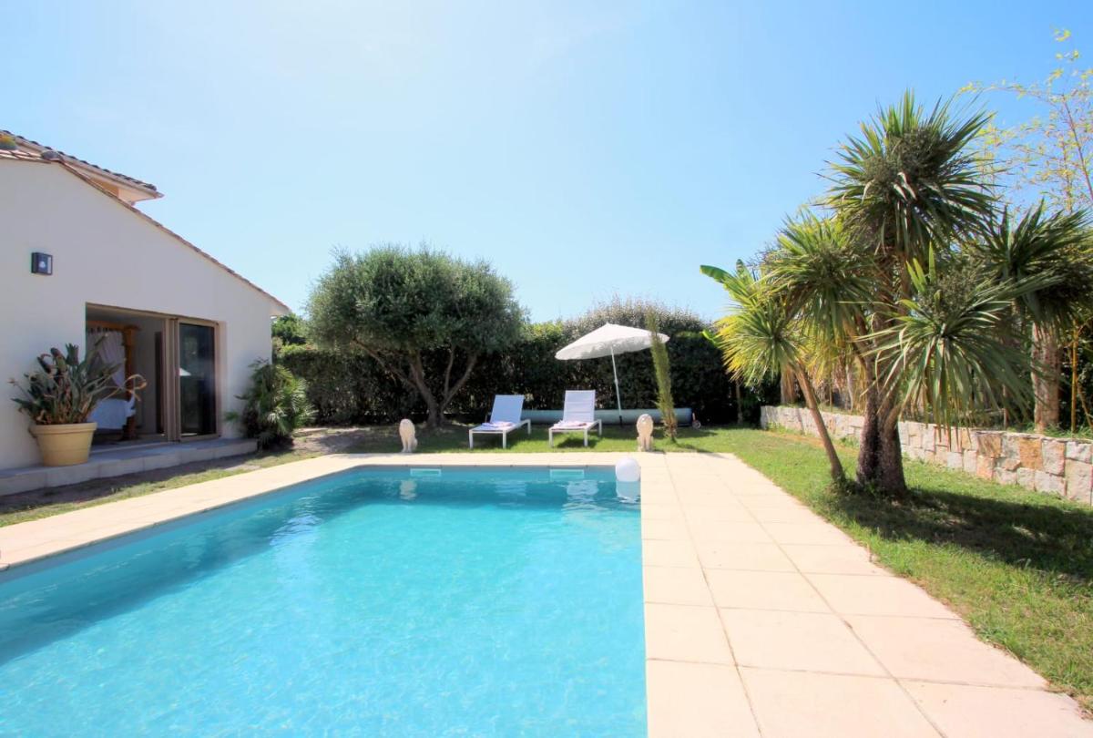 La villa corail, piscine chauffée de juin à sep - Housity