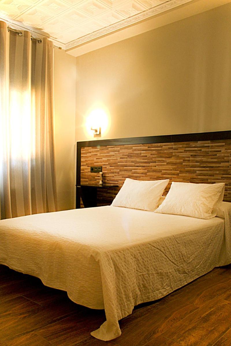 Apartamentos Turísticos Cúllar Vega - Housity