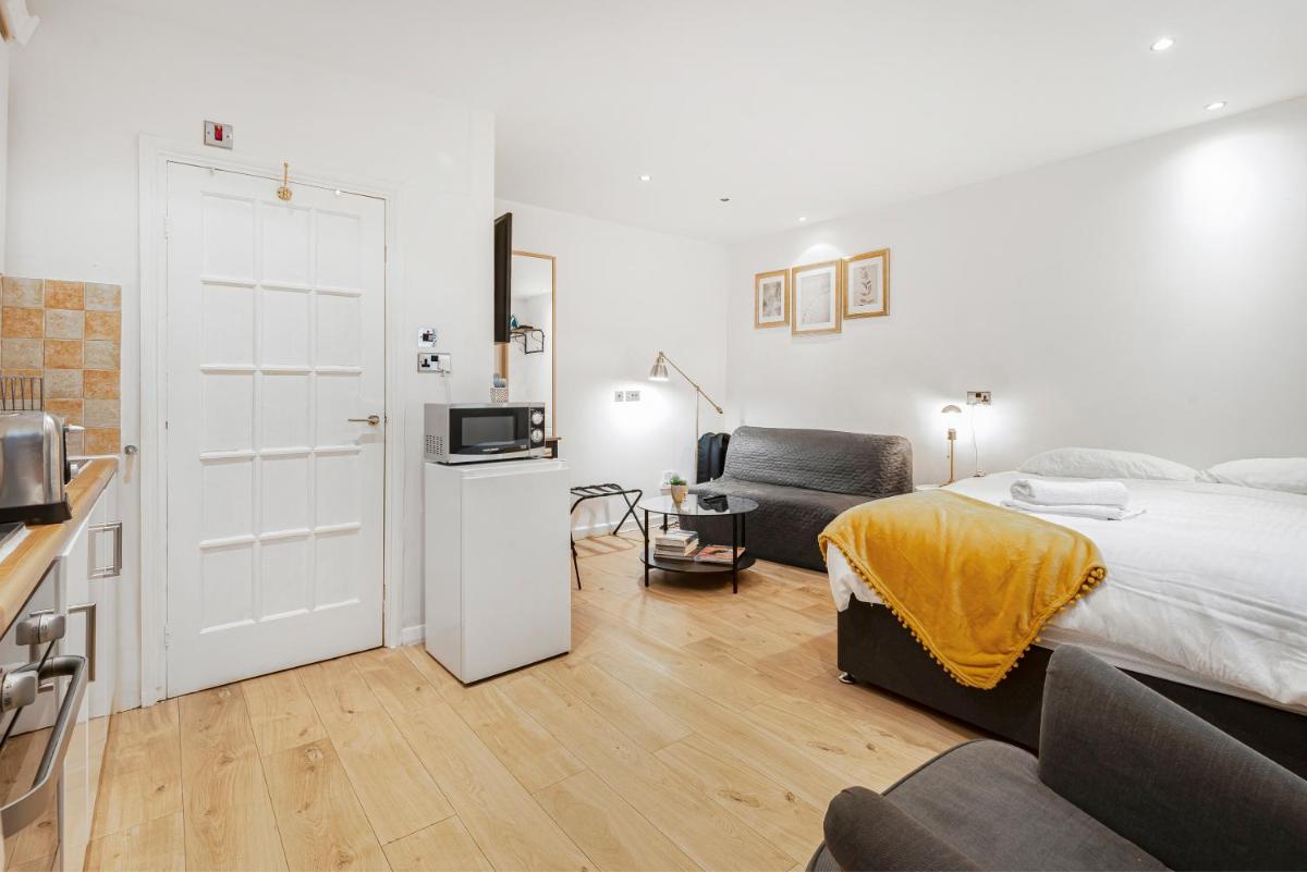 Beautiful Hyde Park Studio Flat - Housity